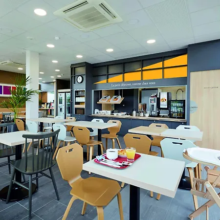 Musee Du Louvre Hotell