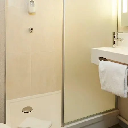 Hotell Musee Du Louvre Lens